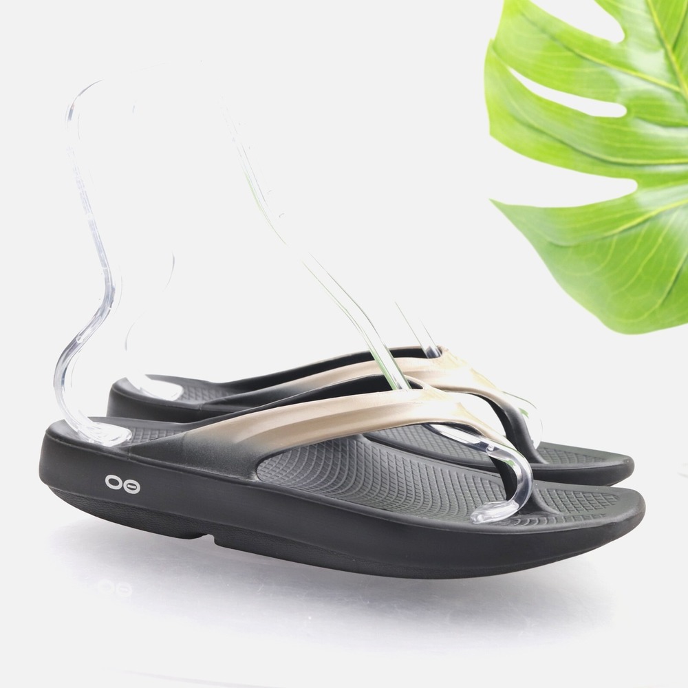 OOFOS Sandals Womens OOlala Luxe Recovery Size 10 Black Thong Flip Flops Comfort
